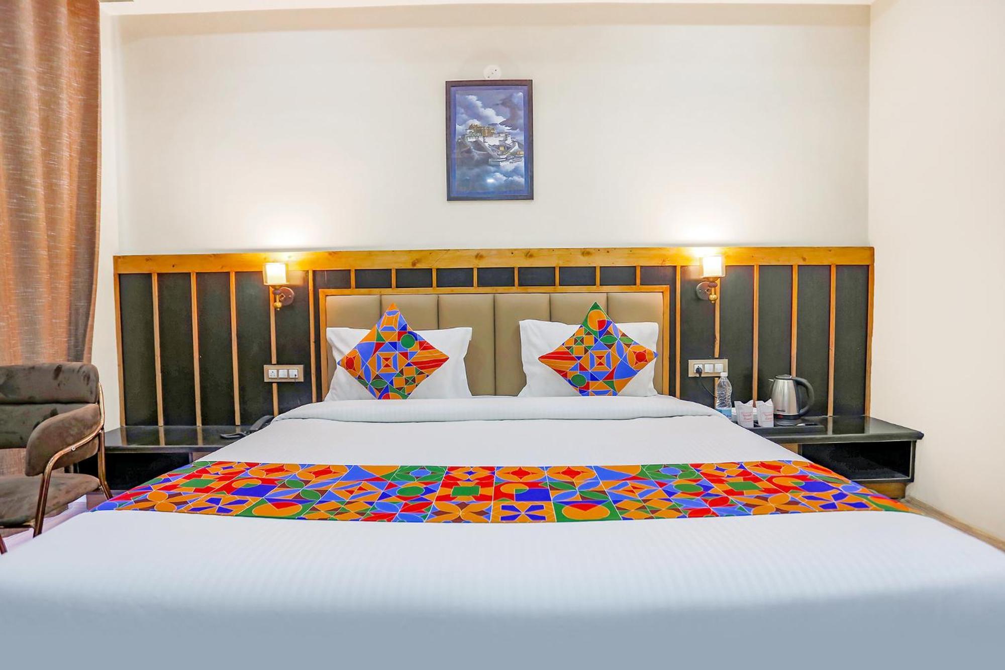 Fabhotel Outhills 마날리 외부 사진