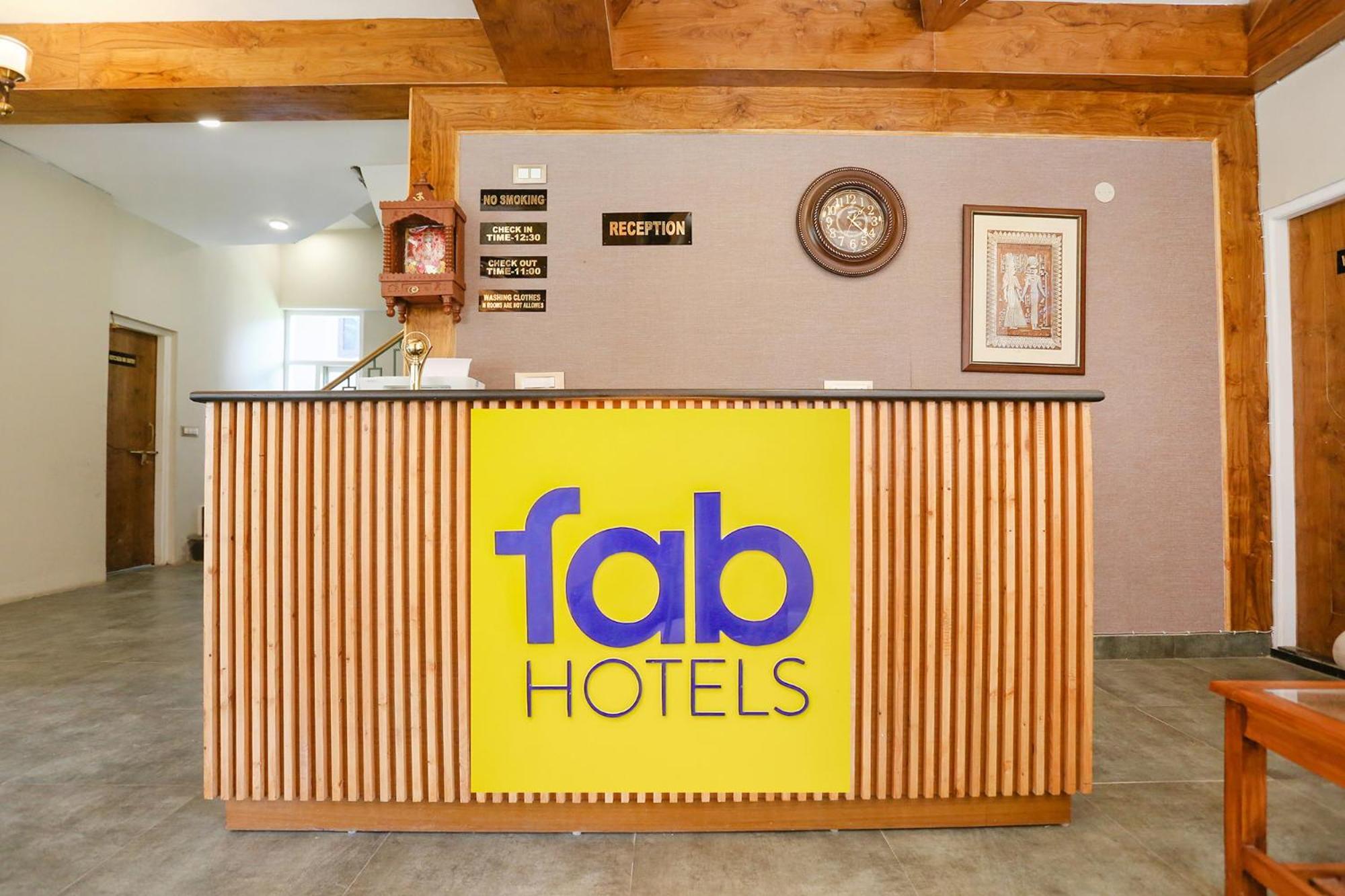 Fabhotel Outhills 마날리 외부 사진